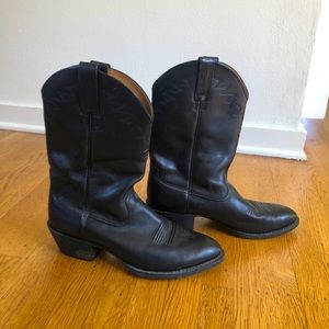 Ariat cowboy boots size 11